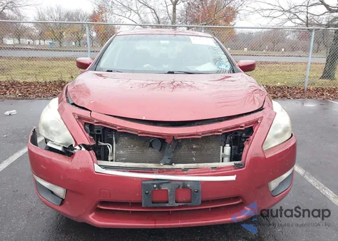 2015 Nissan Altima 2.5 z USA, uszkodzony, nr VIN 1N4AL3AP1FC208815